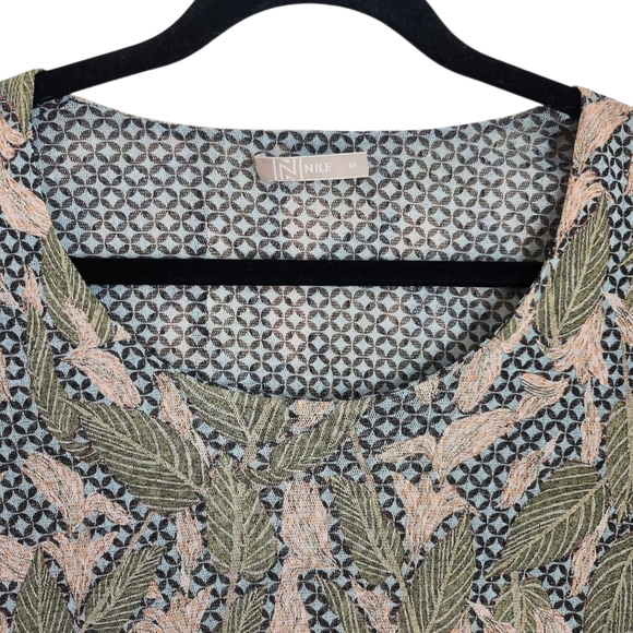 Nile Leaf Pattern Women's Blouse - Picture 6 of 6